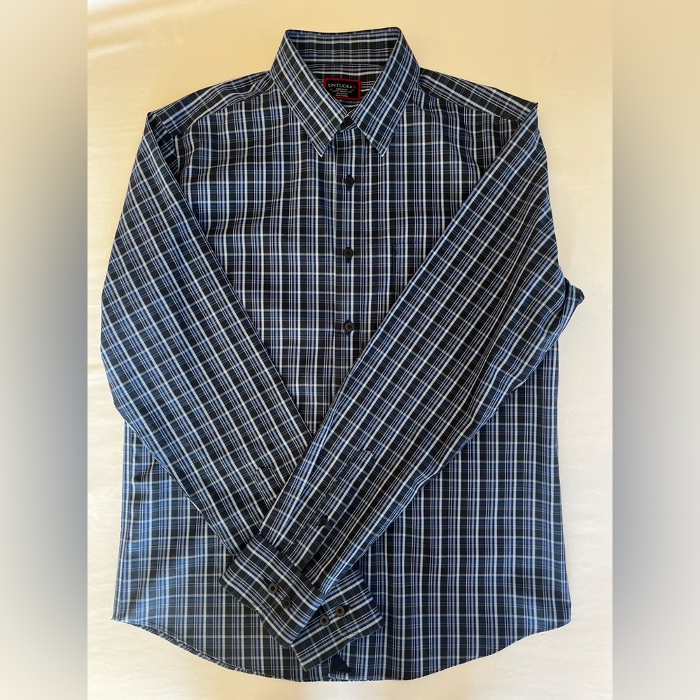 UNTUCKit Blue Plaid Slim Fit Button Down Shirt Men’s Medium Wrinkle Free